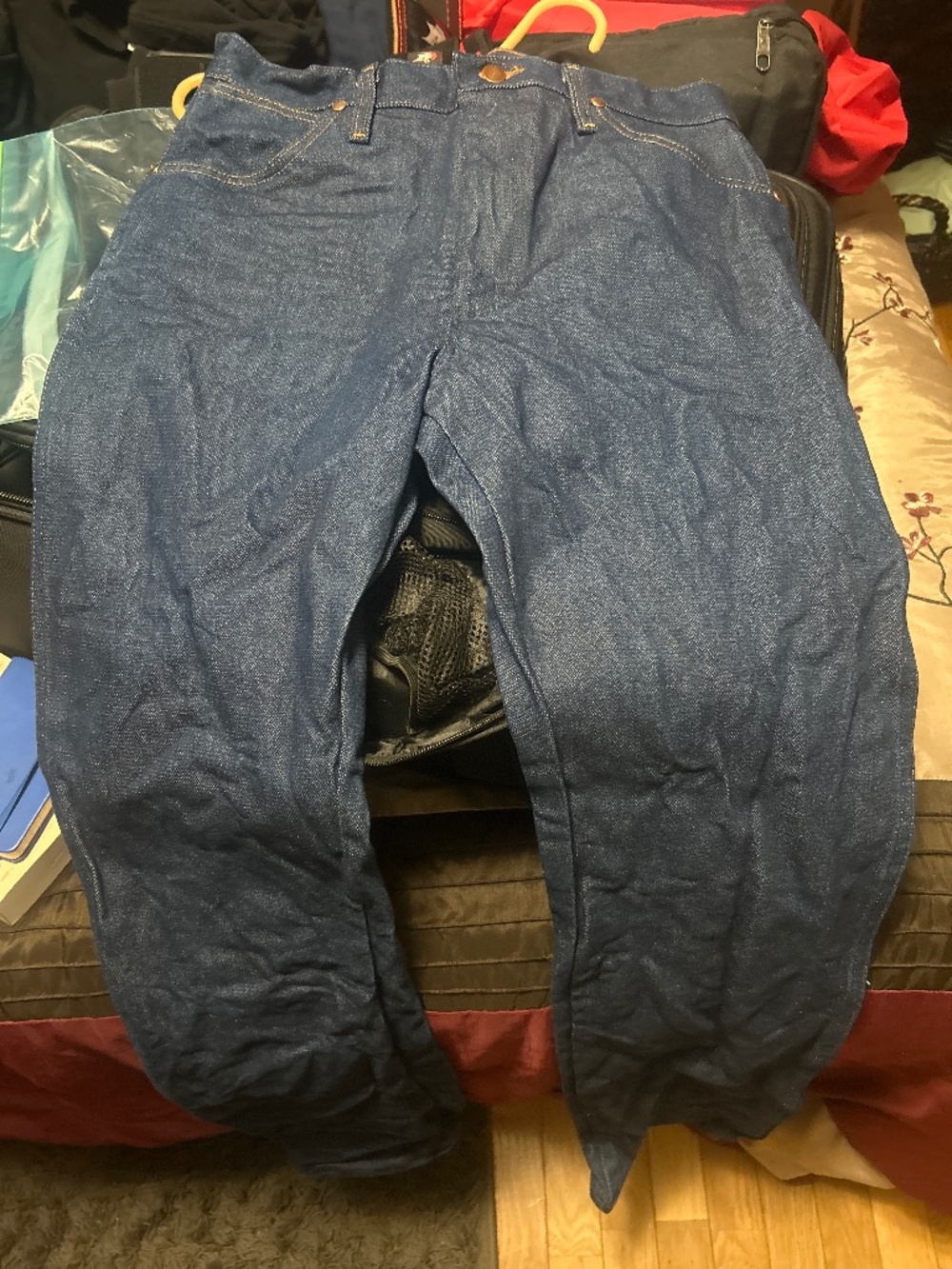Men’s wrangler pants size 32x34
